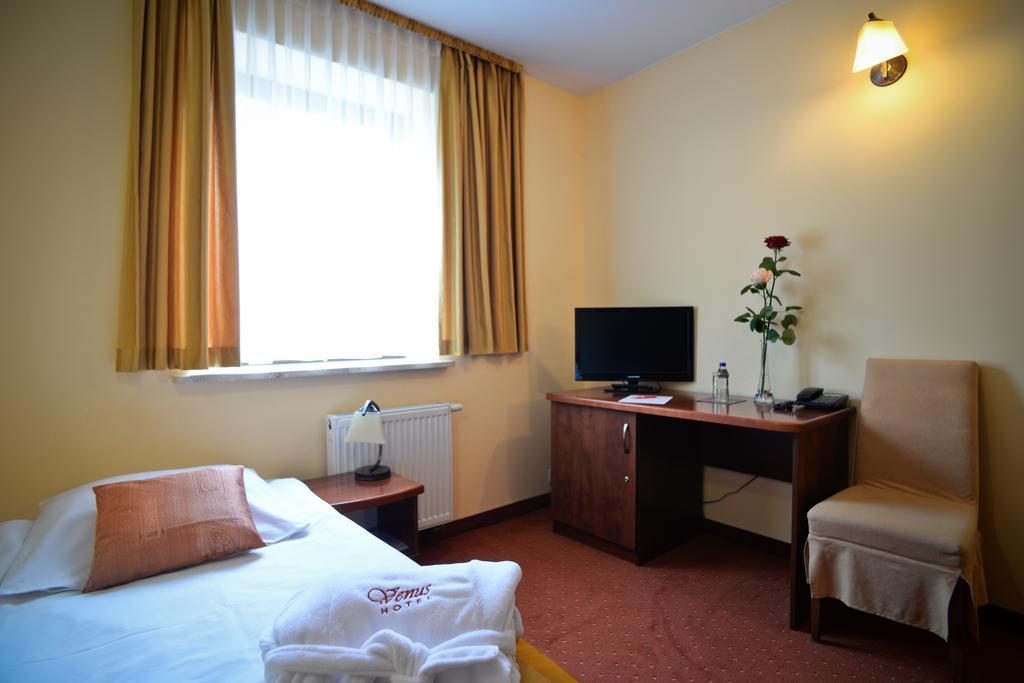 Hotel Venus Kolbudy Ngoại thất bức ảnh
